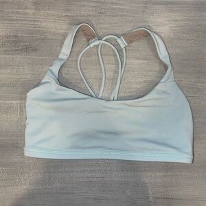 Lululemon Free to be *old style* sports bra